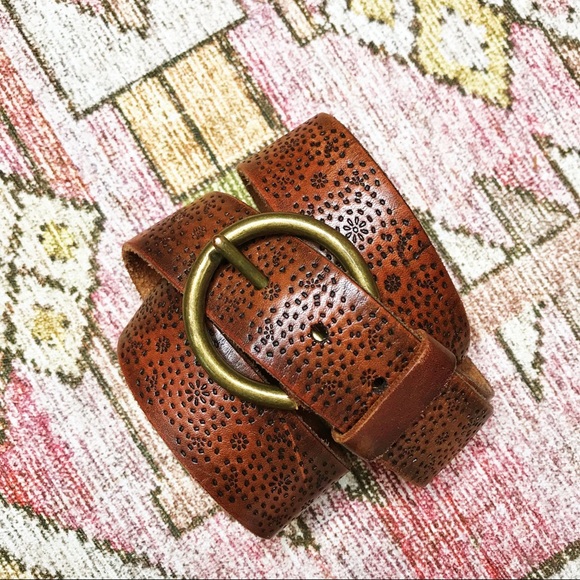 Tooled Floral Leather Brown Belt Gold Brass Circular Buckle Boho Rustic - Picture 1 of 7